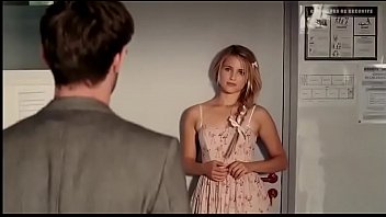 Dianna Agron sex in the Family