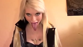 Blonde Tongue